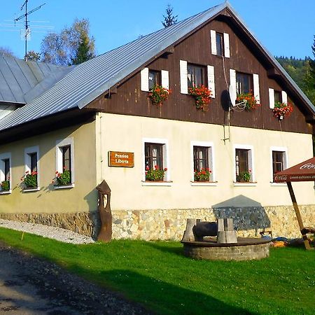 Penzion Liberta Horní Maršov Exteriör bild